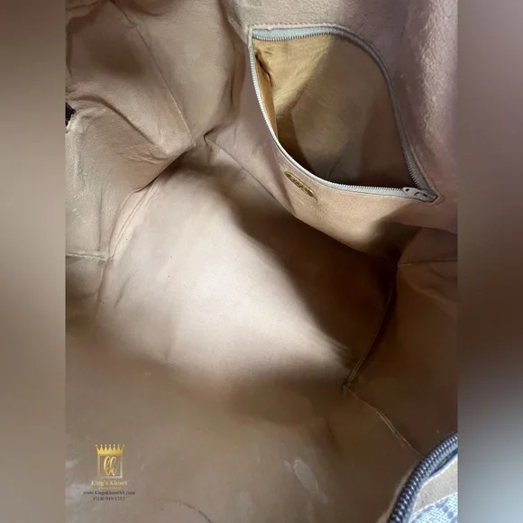 Gucci Plus Boston - Picture 10 of 15